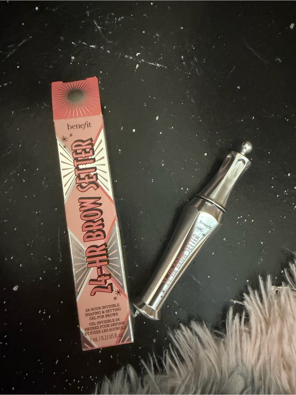 Benefit 24-HR Brow Setter Invisible Gel in Pink & Silver Packaging